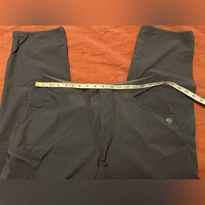 Mountain Hardwear Convertible Gray Hiking Pants, Size 8